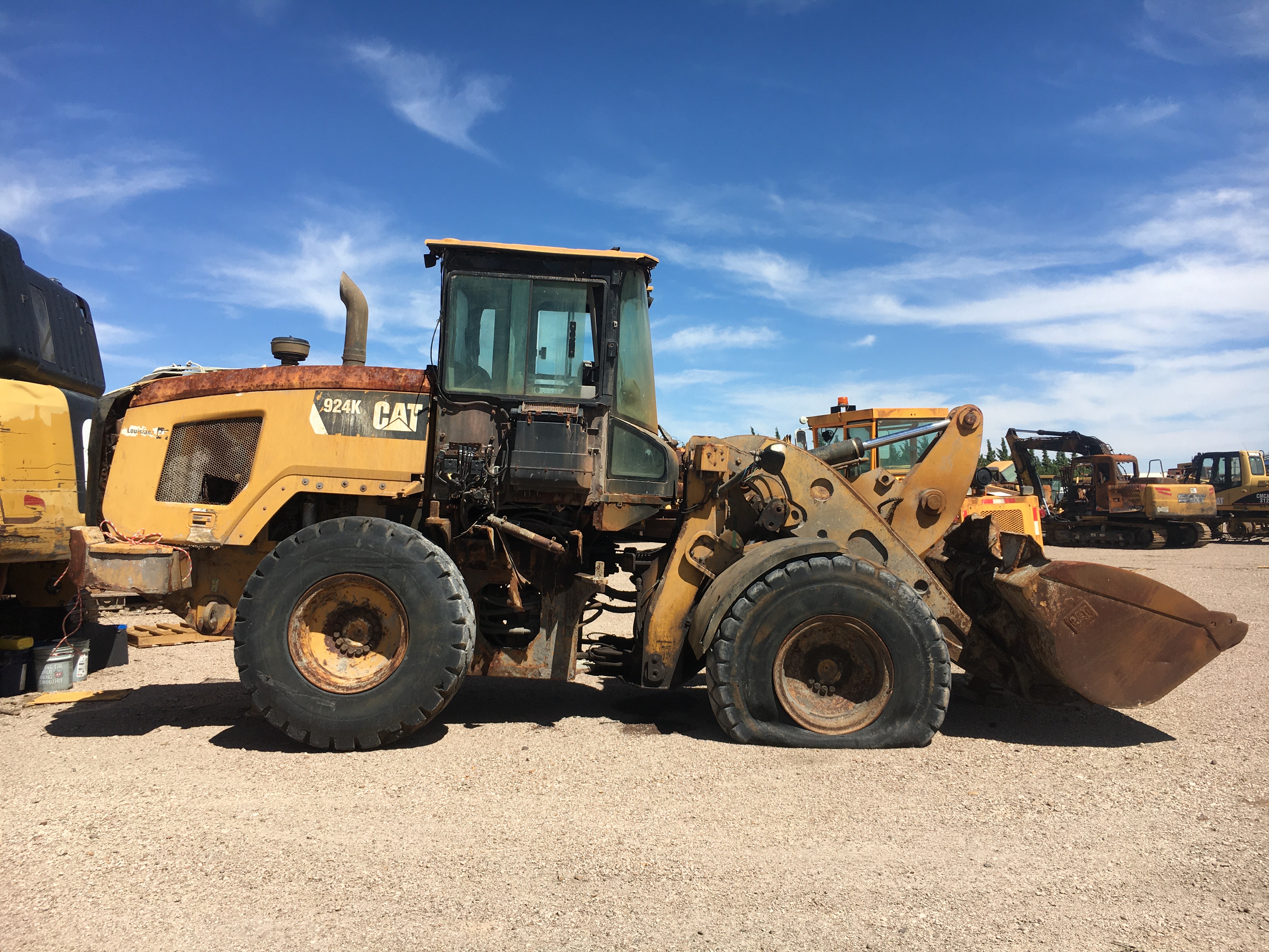 ./imagenes/INVOICE/2019/16445/CARGADOR FRONTAL CAT 924K (2).JPG